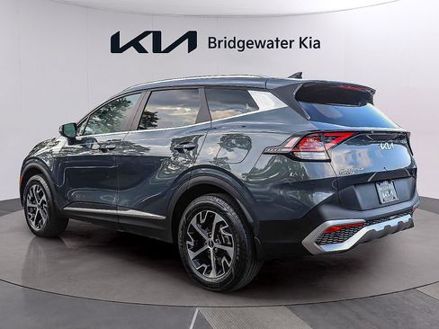 Certified 2024 Kia Sportage EX AWD/4WD image 4