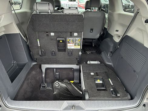Used 2024 Toyota Sienna XLE w/ XLE Plus Package AWD/4WD image 12