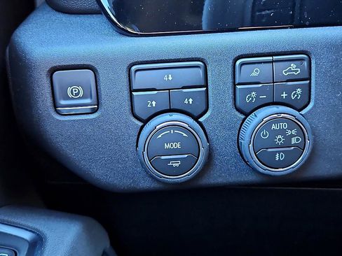 New 2026 Chevrolet Silverado 2500 LT w/ Trail Boss Package image 20