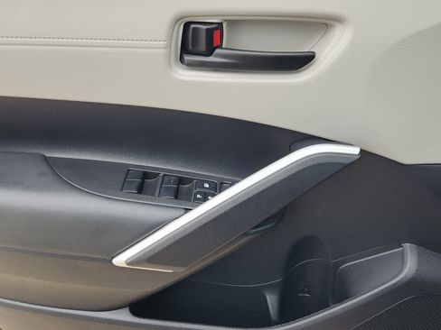 Used 2026 Toyota Corolla Cross LE w/ Moonroof Package FWD image 53