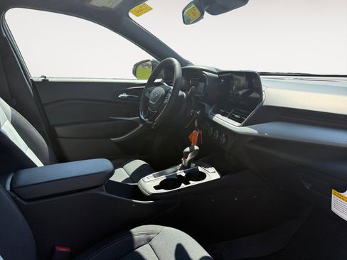 New 2026 Chevrolet Trax RS FWD image 15