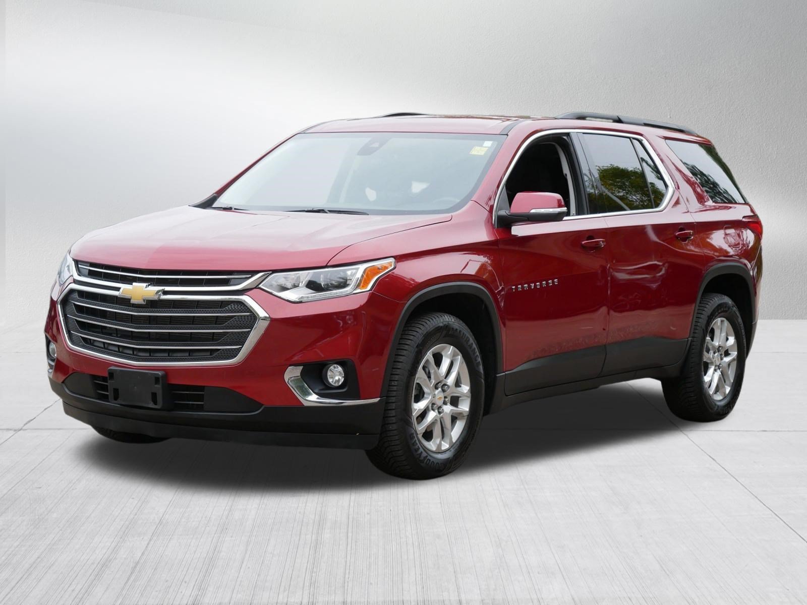 Used 2021 Chevrolet Traverse LT w/ LPO, Floor Liner Package AWD/4WD image 3