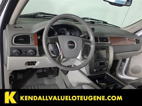 Used 2007 GMC Sierra 2500 SLT w/ Z71 Off-Road Package image 13