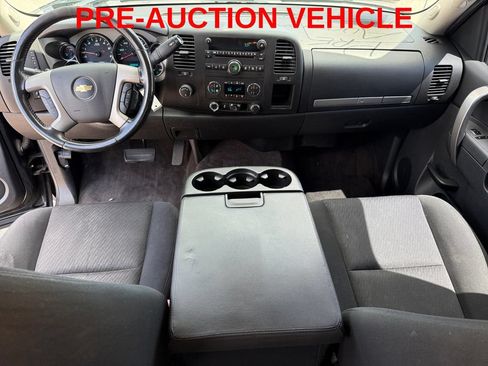 Used 2013 Chevrolet Silverado 1500 LT AWD/4WD image 12