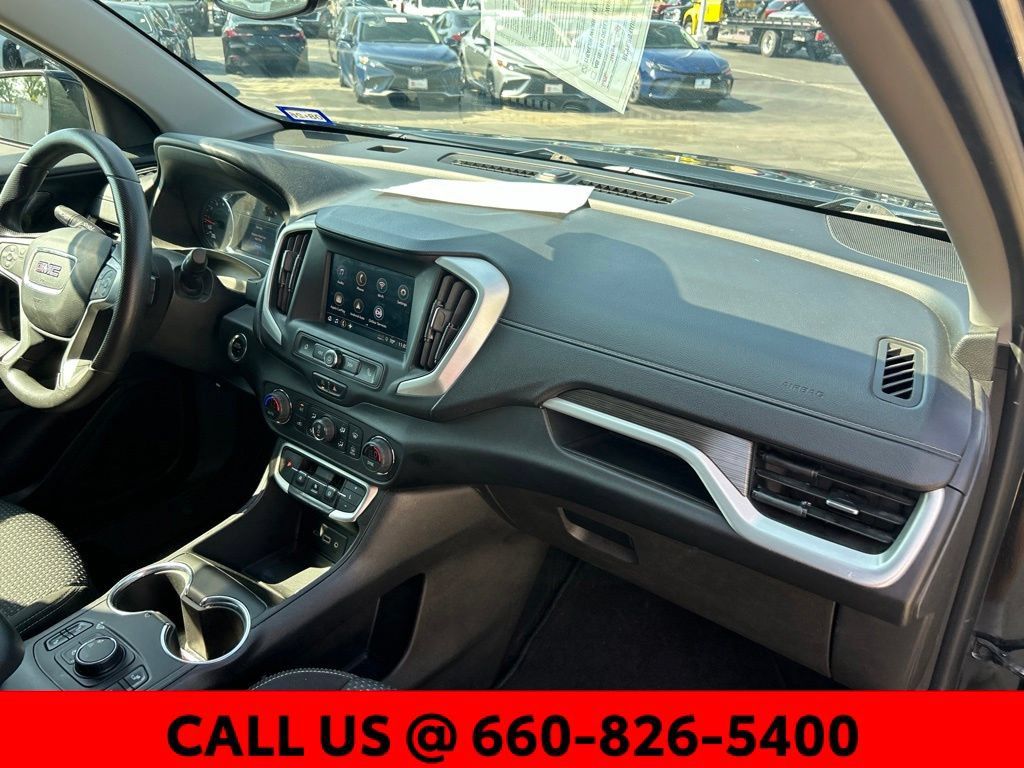 Used 2022 GMC Terrain SLE w/ Driver Convenience Package FWD image 6