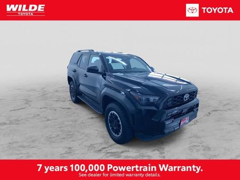 Certified 2025 Toyota 4Runner TRD Off-Road image 3