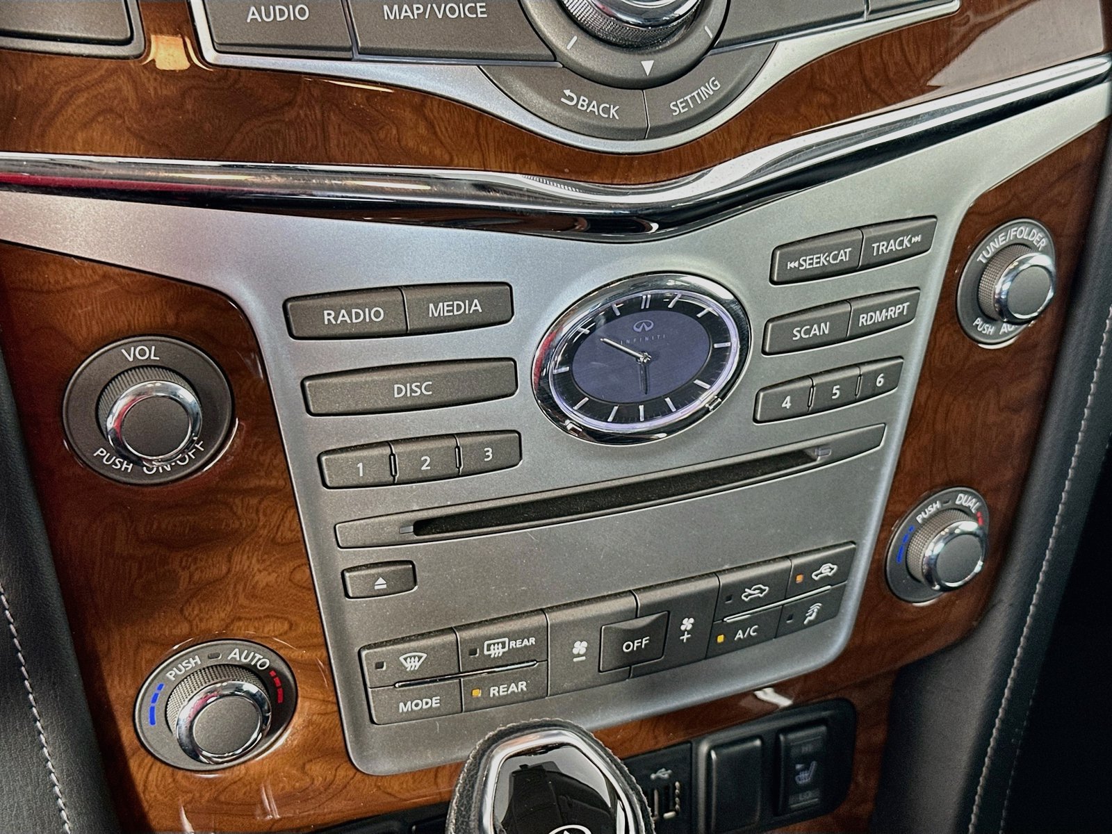 Used 2018 INFINITI QX80 2WD image 16