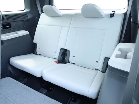 New 2026 Hyundai Santa Fe SEL image 18