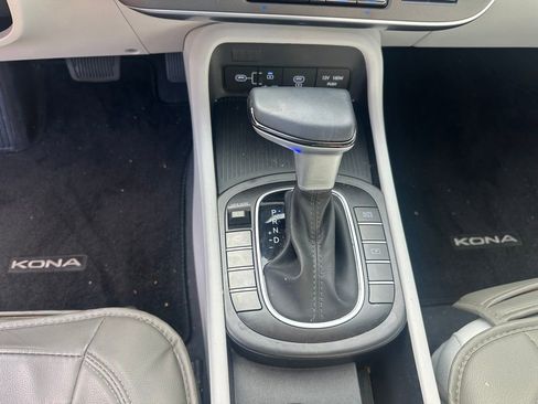 Used 2024 Hyundai Kona SEL image 28