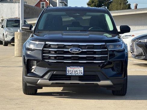 Used 2025 Ford Explorer Active image 8