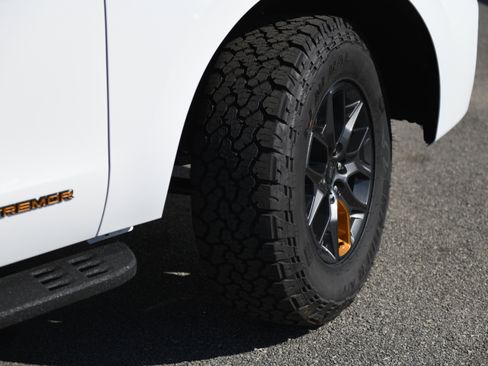 New 2026 Ford Expedition Tremor image 3