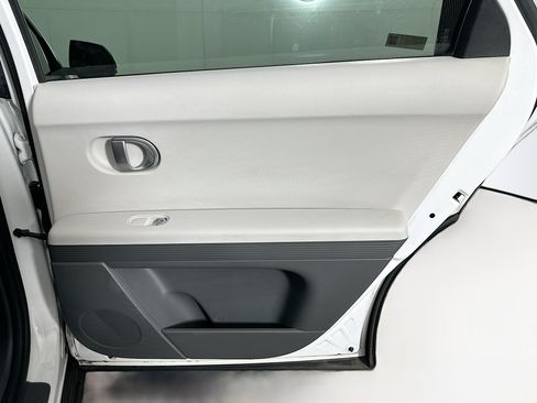 Used 2024 Hyundai Ioniq 5 SEL RWD image 30