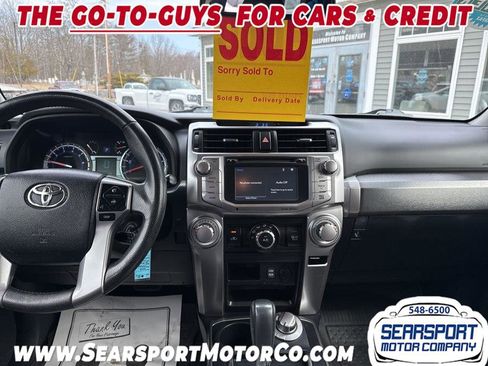 Used 2018 Toyota 4Runner SR5 Premium AWD/4WD image 12