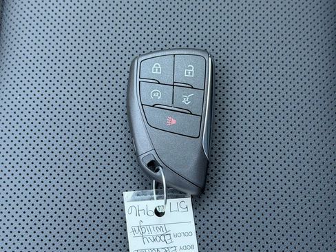 New 2026 GMC Terrain Elevation w/ Elevation Premium Package AWD/4WD image 31