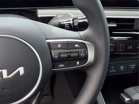 New 2026 Kia K5 LXS FWD image 12