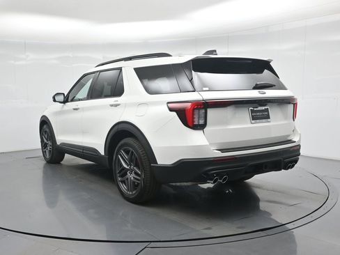 New 2026 Ford Explorer ST image 28