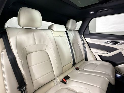 Used 2025 Jaguar F-PACE R-Dynamic S image 15