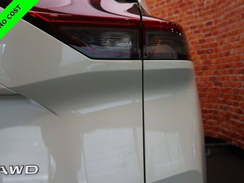 Used 2022 Nissan Rogue SV w/ SV Premium Package image 82