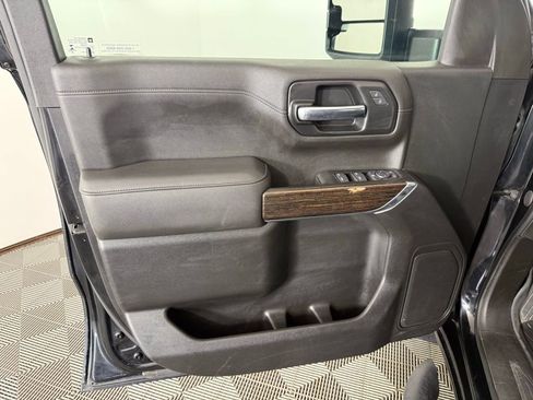 Used 2020 GMC Sierra 1500 Elevation AWD/4WD image 15