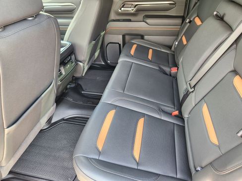 Used 2024 GMC Sierra 2500 AT4 w/ AT4 Premium Plus Package image 29