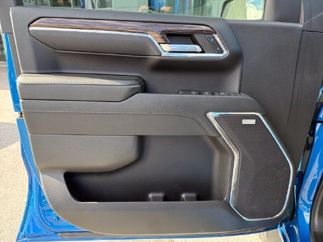 Used 2024 Chevrolet Silverado 1500 RST w/ RST All Star Premium Package AWD/4WD image 10