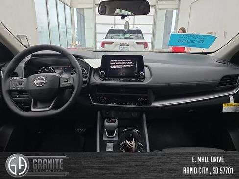 New 2026 Nissan Rogue SV w/ Cold Weather Package AWD/4WD image 12