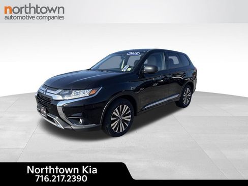 Used 2019 Mitsubishi Outlander SE AWD/4WD image 1