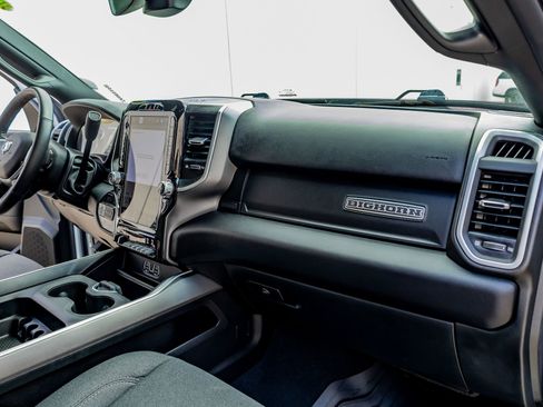 Used 2024 RAM 2500 Big Horn w/ Night Edition image 18