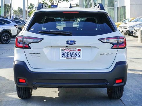 Certified 2023 Subaru Outback Premium image 6