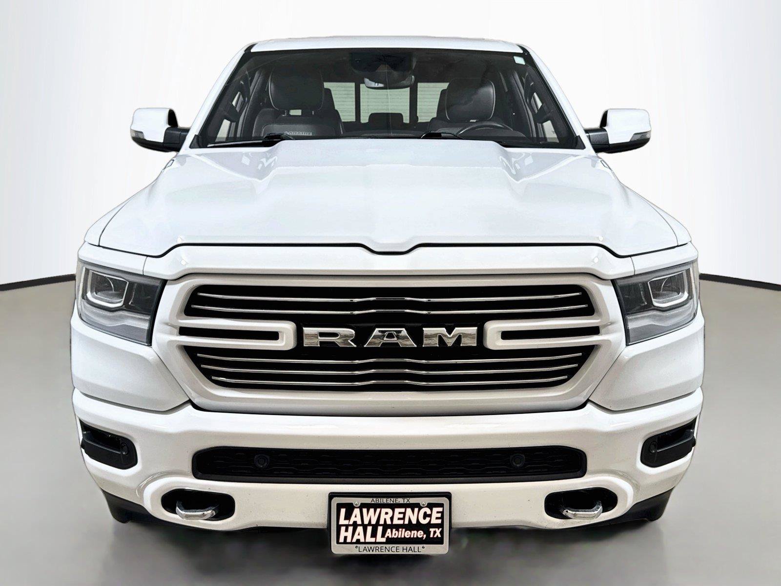 Used 2024 RAM 1500 Laramie AWD/4WD image 2