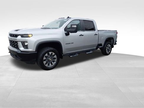 Used 2023 Chevrolet Silverado 2500 Custom w/ Custom Value Package image 8