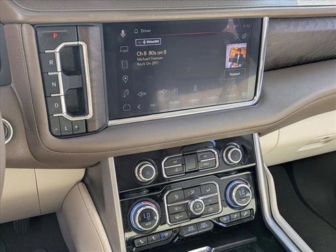 Used 2023 GMC Yukon Denali image 12