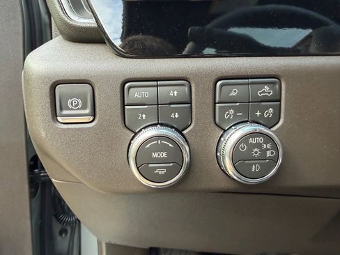 New 2026 GMC Sierra 1500 SLT w/ SLT Premium Plus Package AWD/4WD image 12