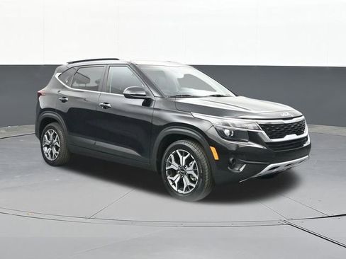 Used 2023 Kia Seltos EX image 1