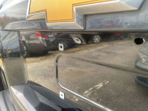 Used 2016 Chevrolet Tahoe LT image 9