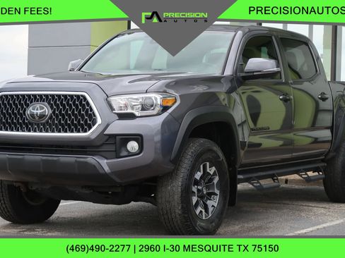 Used 2018 Toyota Tacoma TRD Off-Road AWD/4WD image 1