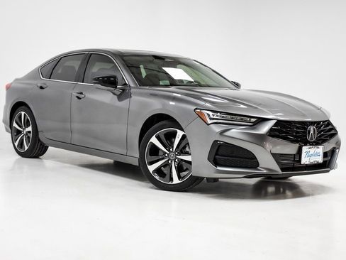 Used 2025 Acura TLX w/ Technology Package image 4