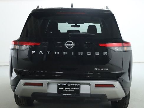 Certified 2025 Nissan Pathfinder SL image 45
