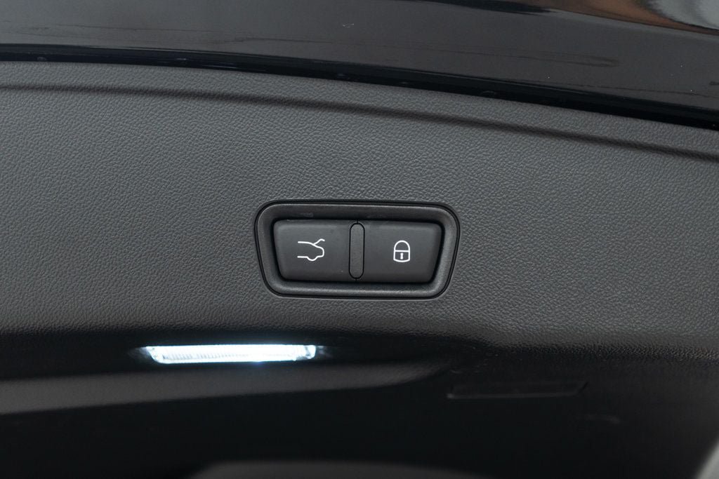 Used 2024 Maserati Grecale GT AWD/4WD image 32