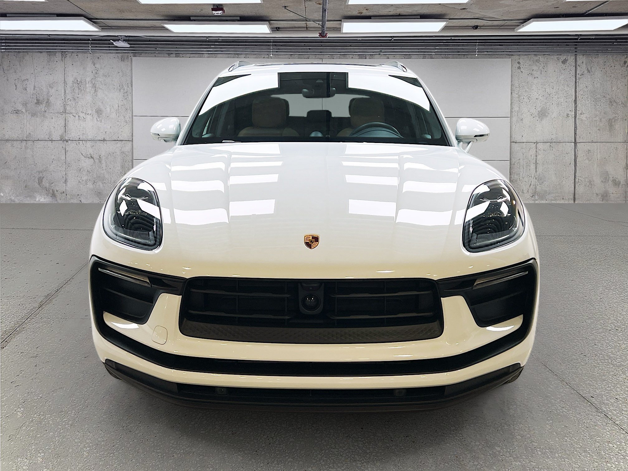 Certified 2026 Porsche Macan AWD/4WD image 6