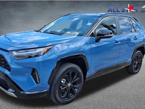 Used 2025 Toyota RAV4 XSE AWD/4WD image 1
