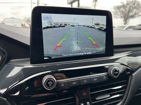 Certified 2025 Ford Escape ST-Line image 24