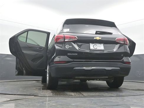 Used 2024 Chevrolet Equinox LT image 60