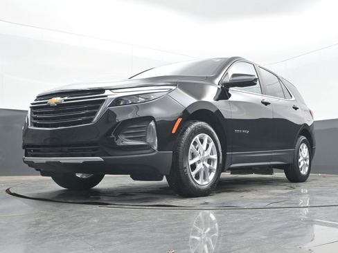 Used 2024 Chevrolet Equinox LT image 20