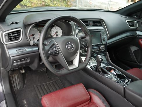 Certified 2021 Nissan Maxima Platinum w/ 40th Anniversary Package image 4