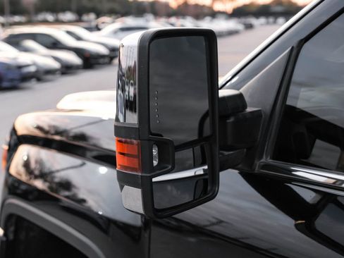 Used 2017 GMC Sierra 2500 Denali w/ Duramax Plus Package image 46