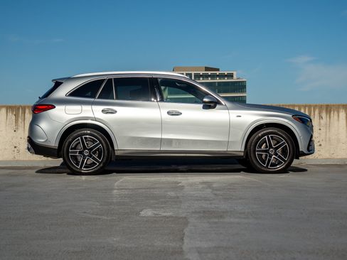 Certified 2025 Mercedes-Benz GLC 350e 4MATIC image 6