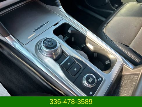 Used 2023 Ford Explorer XLT w/ Equipment Group 202A AWD/4WD image 26