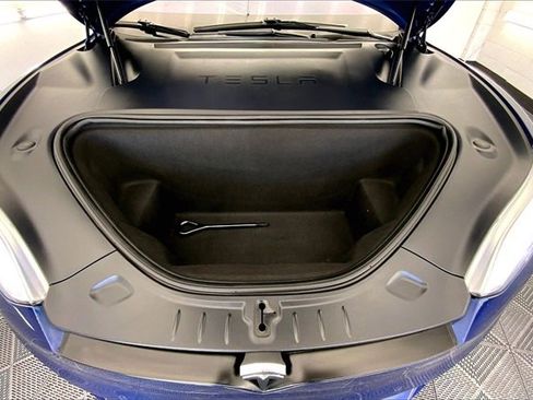 Used 2020 Tesla Model S Long Range Plus image 10