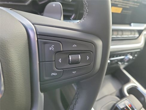 New 2026 GMC Sierra 1500 SLT image 25